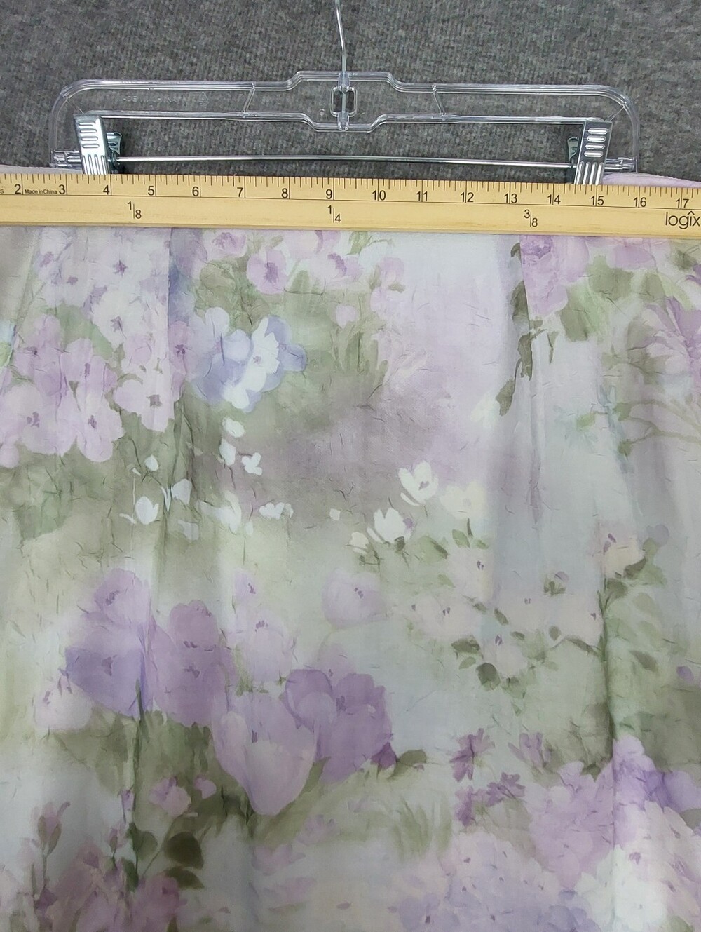DRESS BARN WOMENS CREAM PURPLE GREEN WATERCOLOR FLORAL FAIRY ALINE MIDI SKIRT 18 - Picture 2 of 7